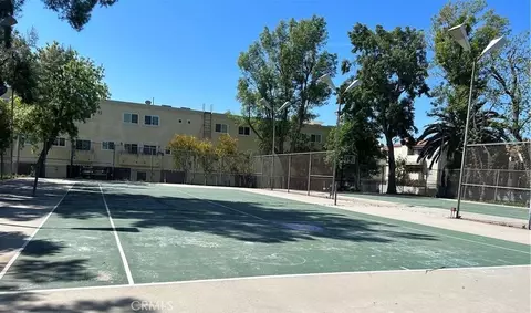7651 Reseda #12, Reseda, CA 91335 photo 6
