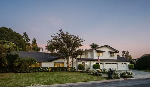 10262 Old Lamplighter Ln, Villa Park, CA 92861