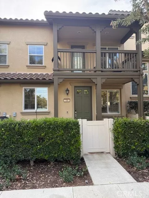 308 W Linden St, Orange, CA 92865