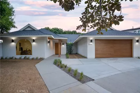 2055 Calvert Ave, Costa Mesa, CA 92626
