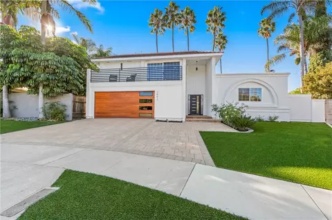 3493 San Marino Cir, Costa Mesa, CA 92626