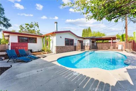 1944 W Lullaby Ln, Anaheim, CA 92804