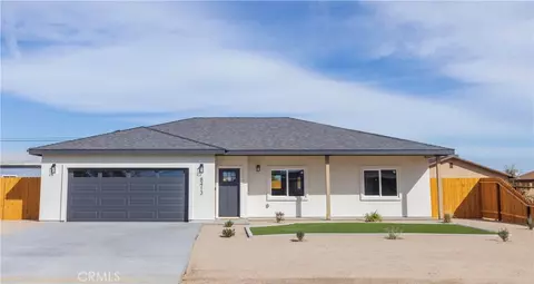 8413 Viburnum Ave, California City, CA 93505