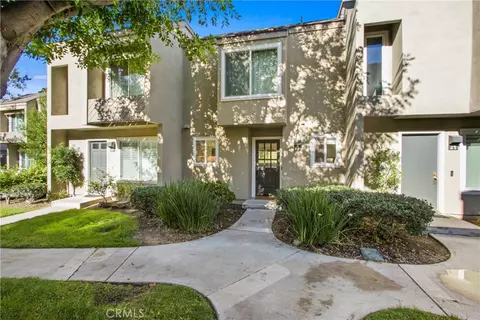 307 N Singingwood #22, Orange, CA 92869