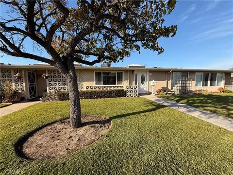 13330 Saint Andrews Dr #67B, Seal Beach, CA 90740