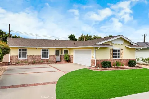 17441 Ash St, Fountain Valley, CA 92708