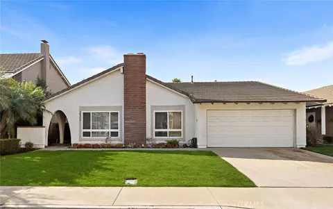 18349 Santa Belinda Cir, Fountain Valley, CA 92708