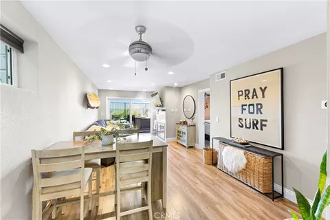 2205 Pacific Ave #101, Costa Mesa, CA 92627