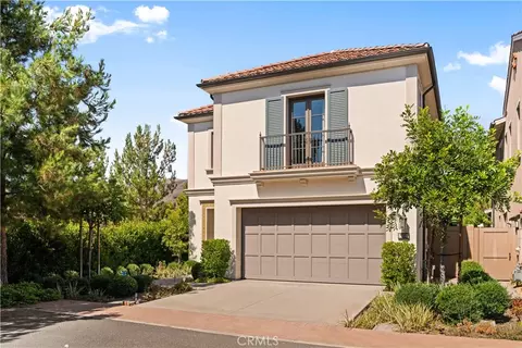 100 Viano, Irvine, CA 92602