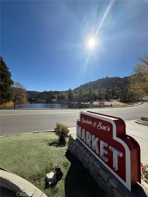 Exterior - 23489 Lake, Crestline, CA 92325 photo 4 of 4
