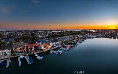 660 Harbor Island Dr, Newport Beach, CA 92660