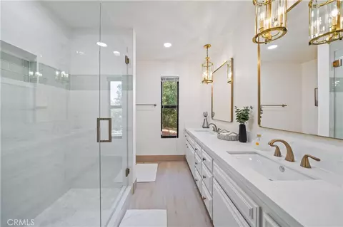 Bath - 23192 De Anza, Temecula, CA 92590 photo 2 of 9
