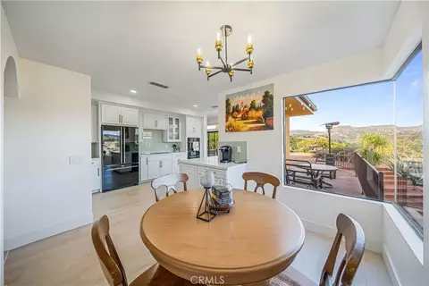 Dining - 23192 De Anza, Temecula, CA 92590 photo 4 of 5