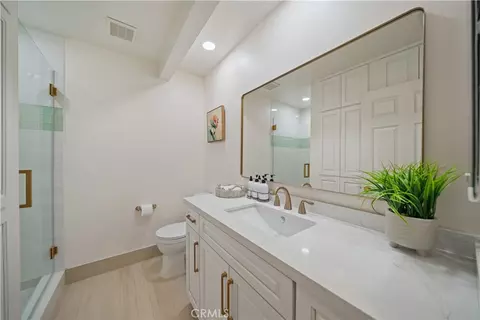Bath - 23192 De Anza, Temecula, CA 92590 photo 4 of 9
