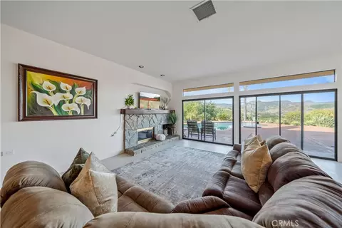Living - 23192 De Anza, Temecula, CA 92590 photo 3 of 5