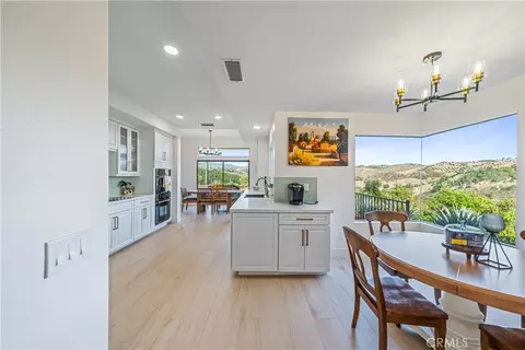 Dining - 23192 De Anza, Temecula, CA 92590 photo 2 of 5