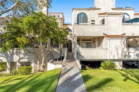 5031 Dorado, Huntington Beach, CA 92649
