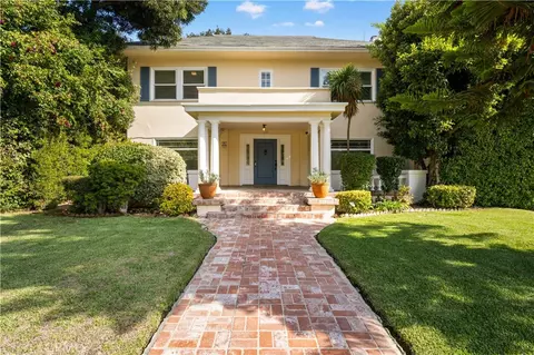 268 S Norton, Los Angeles, CA 90004