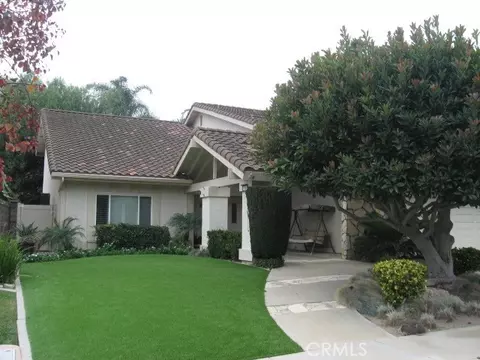 9560 La Amapola, Fountain Valley, CA 92708
