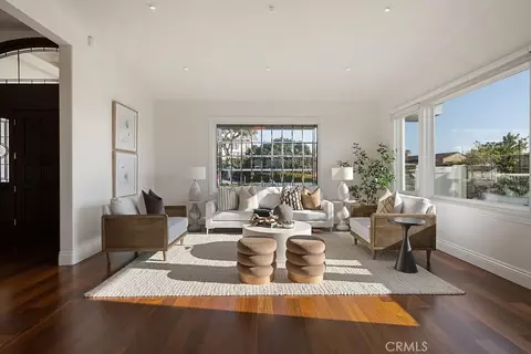 9771 Daron Dr, Villa Park, CA 92861