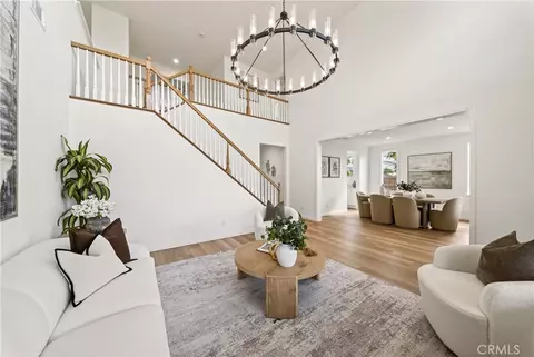 7392 Corona Vly, Eastvale, CA 92880