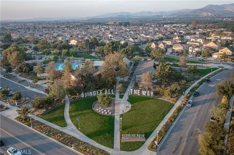 View/Area - 177 Frame, Irvine, CA 92618 photo 3 of 3