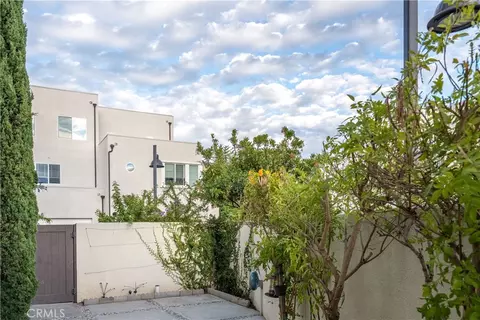 Exterior - 177 Frame, Irvine, CA 92618 photo 7 of 9