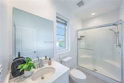 Bath - 177 Frame, Irvine, CA 92618 photo 2 of 2