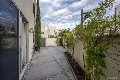 Exterior - 177 Frame, Irvine, CA 92618 photo 3 of 7