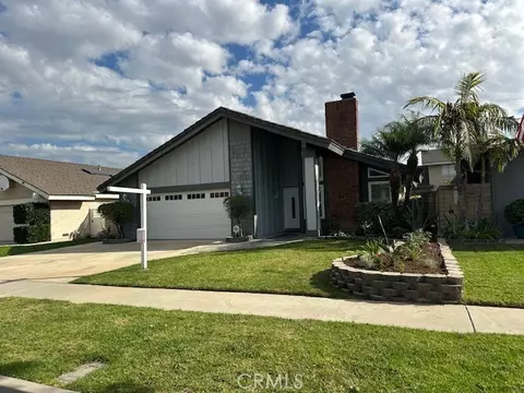 6010 E Camino Manzano, Anaheim, CA 92807