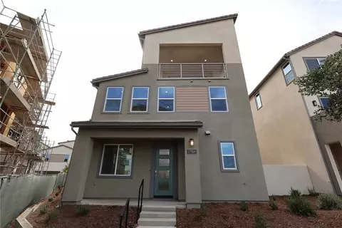 27309 Bear Paw Ln, Valencia, CA 91381