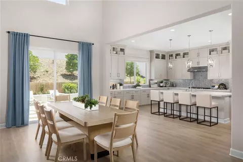1479 Moore St, Redlands, CA 92374