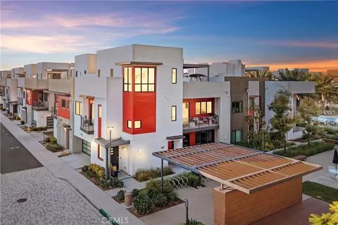 419 Transport, Tustin, CA 92782