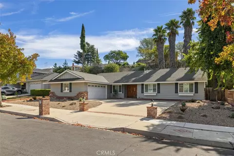 190 Lucero St, Thousand Oaks, CA 91360