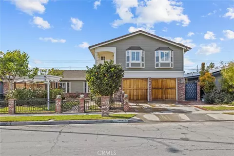 19041 Hillsboro Cir, Huntington Beach, CA 92646