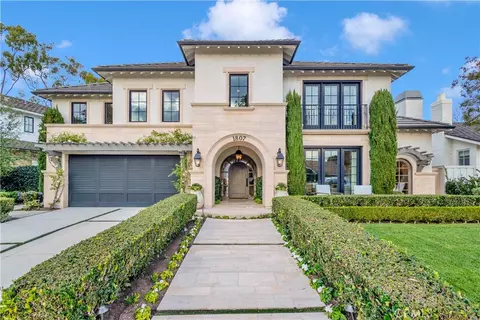 1807 Newport Hills Dr E, Newport Beach, CA 92660