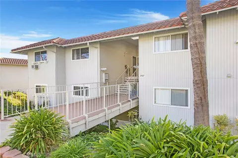 2137 Ronda Granada #A, Laguna Woods, CA 92637