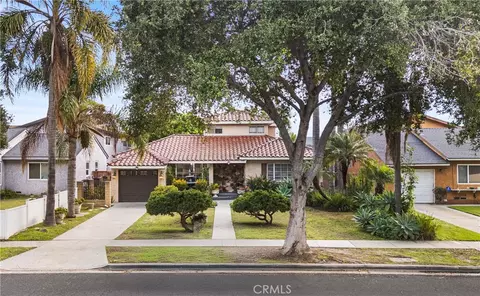 10702 Oak, Los Alamitos, CA 90720