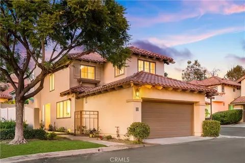 2 Via Helena, Rancho Santa Margarita, CA 92688