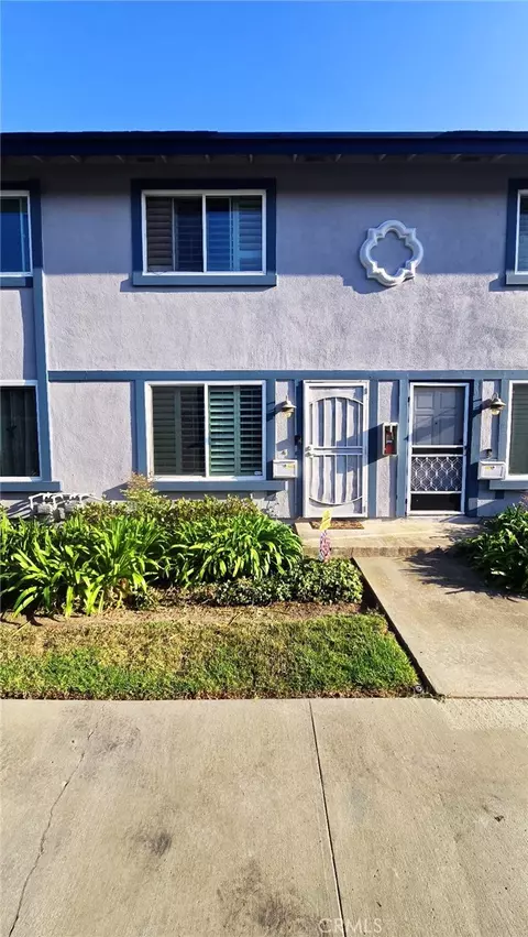 4731 Rey Dr #133, Huntington Beach, CA 92649