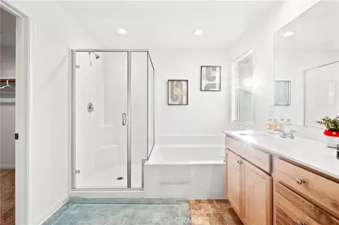 Bath - 8538 Anthony, Riverside, CA 92507 photo 4 of 5