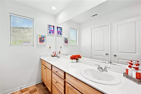 Bath - 8538 Anthony, Riverside, CA 92507 photo 2 of 5