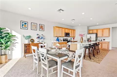Dining - 8538 Anthony, Riverside, CA 92507 photo 2 of 4