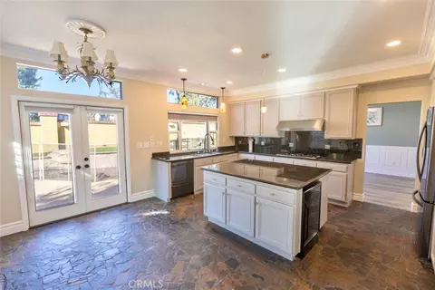 Kitchen - 2605 Augusta, Tustin, CA 92782 photo 2 of 3