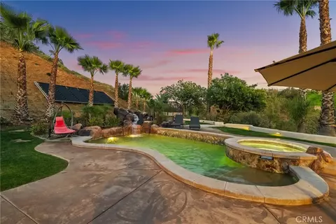 Exterior - 44930 Via Renaissance, Temecula, CA 92590 photo 8 of 10