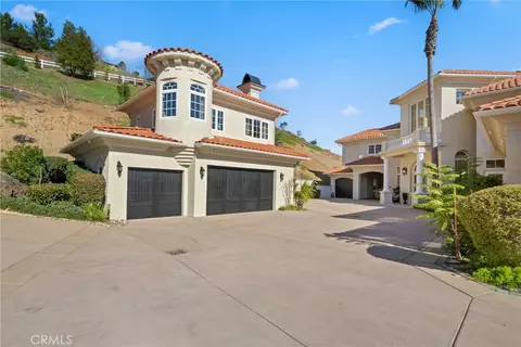 Exterior - 44930 Via Renaissance, Temecula, CA 92590 photo 4 of 13