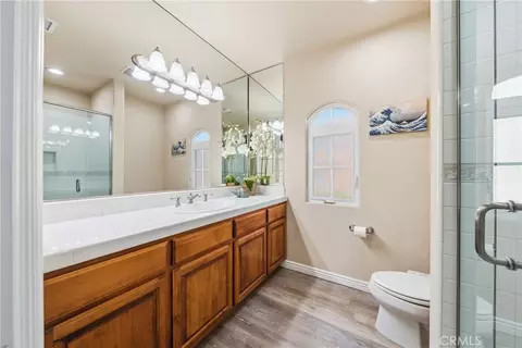 Bath - 44930 Via Renaissance, Temecula, CA 92590 photo 6 of 6