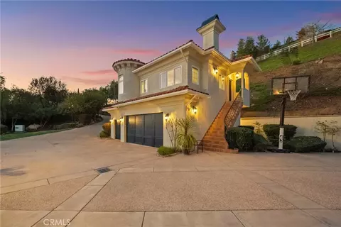 Exterior - 44930 Via Renaissance, Temecula, CA 92590 photo 5 of 13