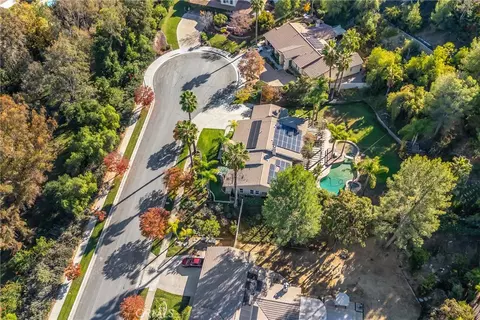 View/Area - 1388 Brandon Ct, Redlands, CA 92373 photo 7 of 8