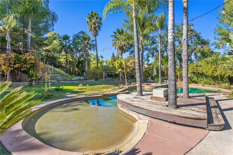 Exterior - 1388 Brandon Ct, Redlands, CA 92373 photo 6 of 17
